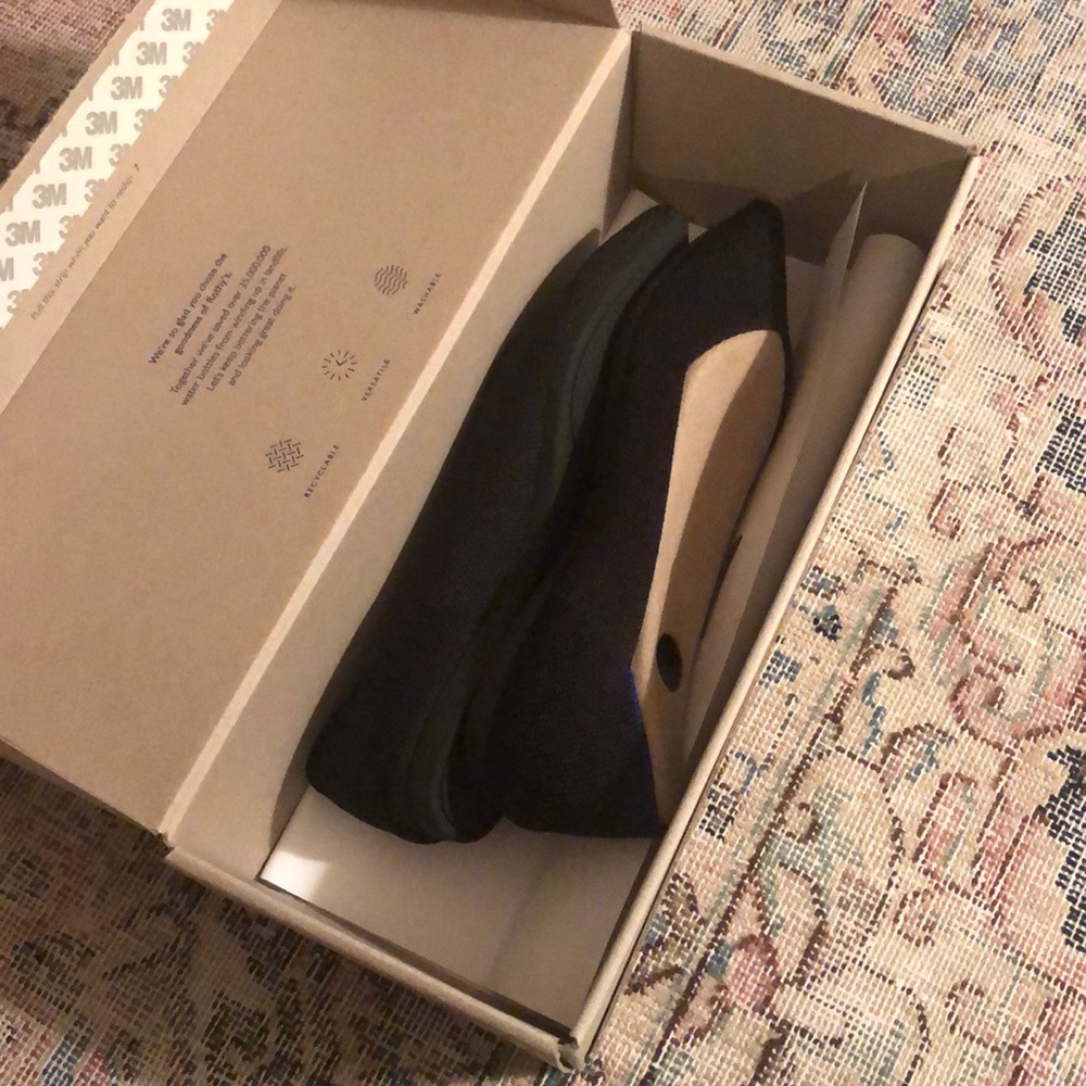 Rothy’s The Point Black